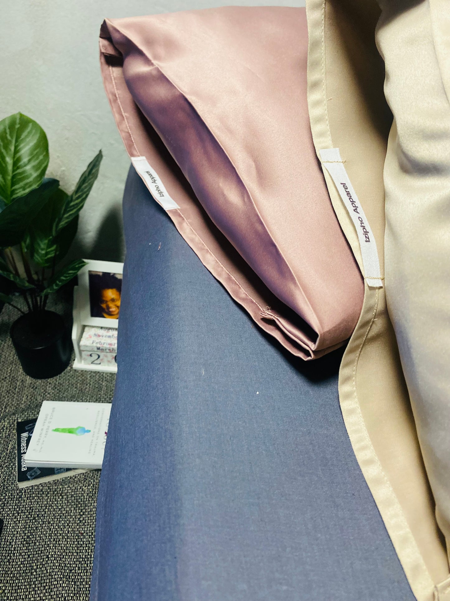 Satin pillowcases (in pairs)