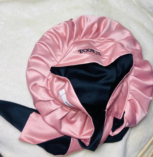 Personalised reversible bonnets for kids